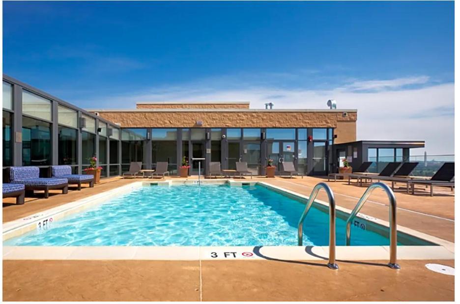 Pentagon Luxe Apartments Arlington Buitenkant foto